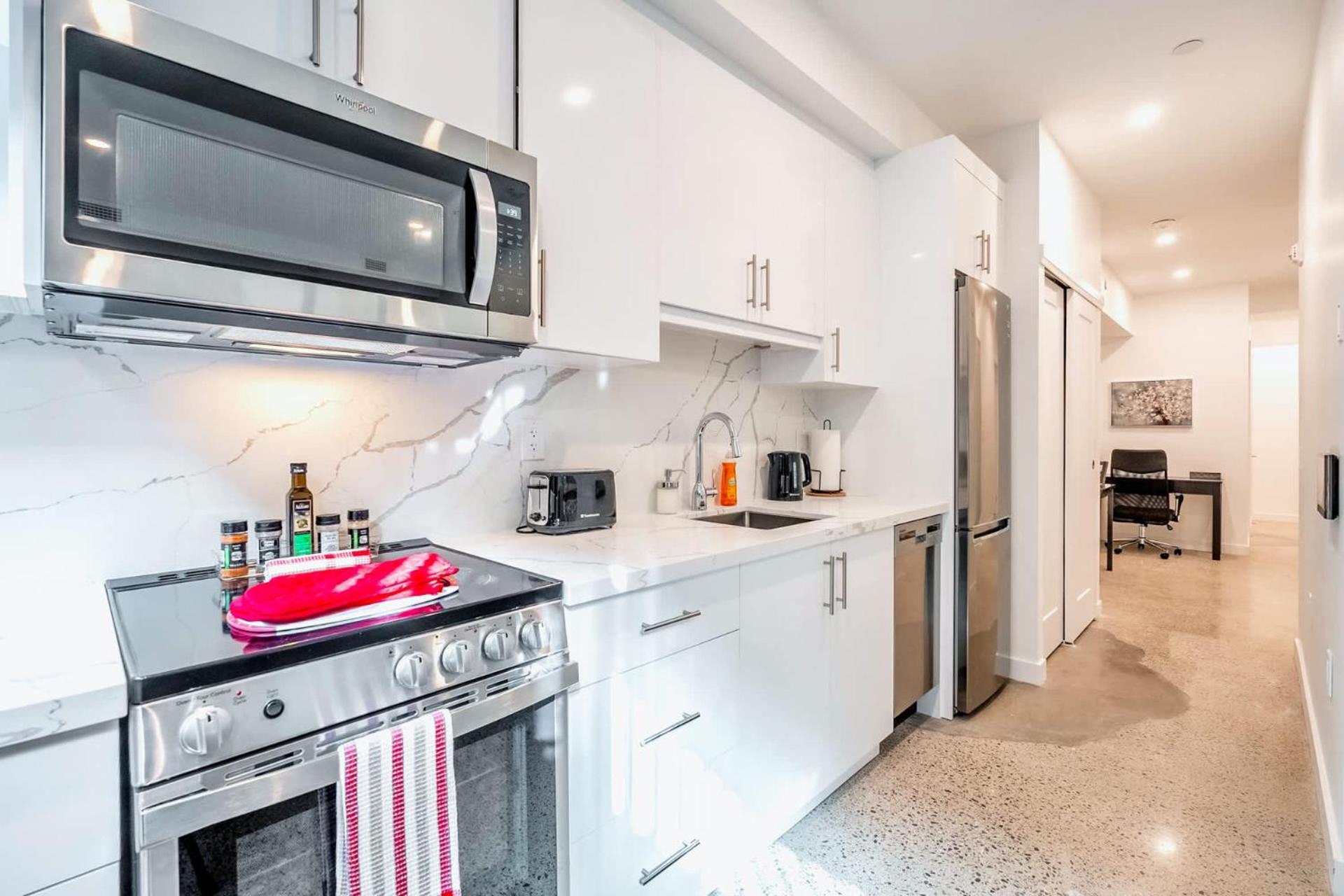Spacious 2Br Apartment - Regent Park Near Downtown Торонто Экстерьер фото